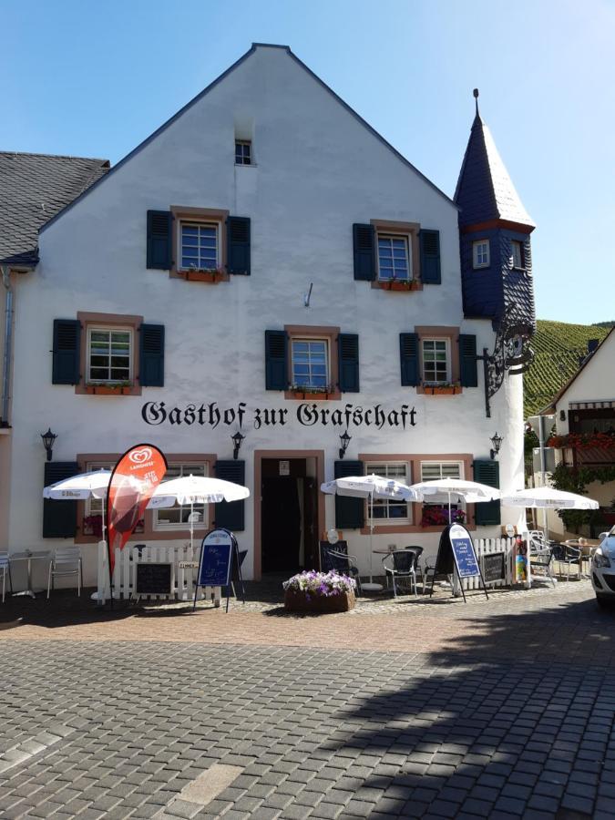 Gasthof Zur Grafschaft Veldenz Bagian luar foto