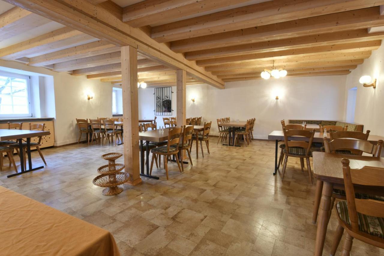 Gasthof Zur Grafschaft Veldenz Bagian luar foto