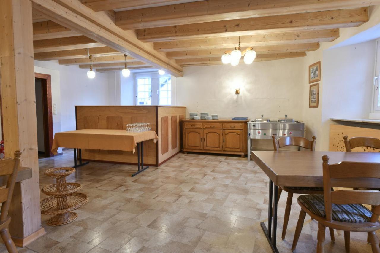 Gasthof Zur Grafschaft Veldenz Bagian luar foto